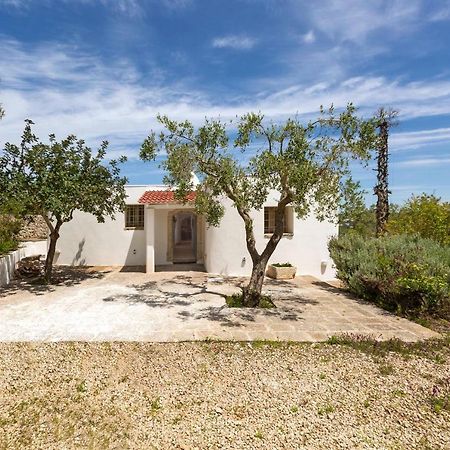 Trullo Il Karrubo Villa Ostuni Exterior foto
