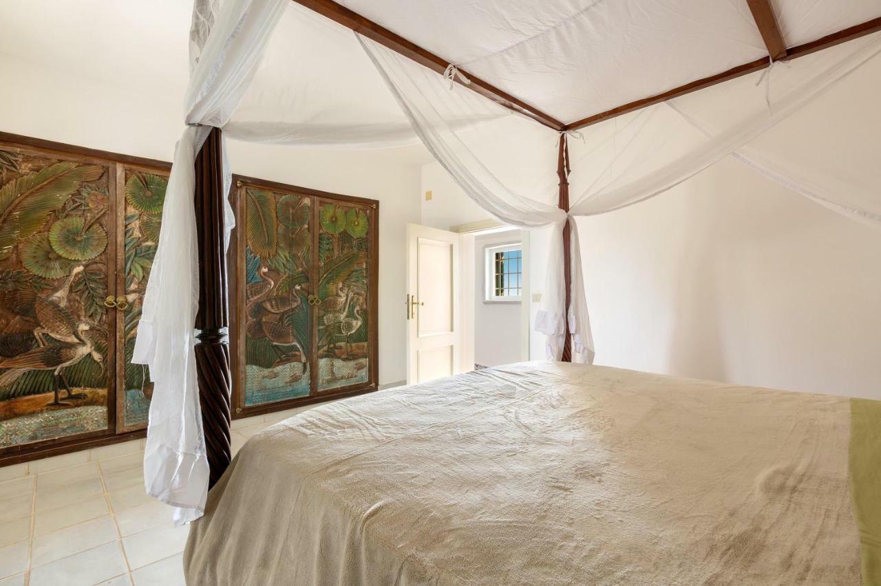 Trullo Il Karrubo Villa Ostuni Exterior foto